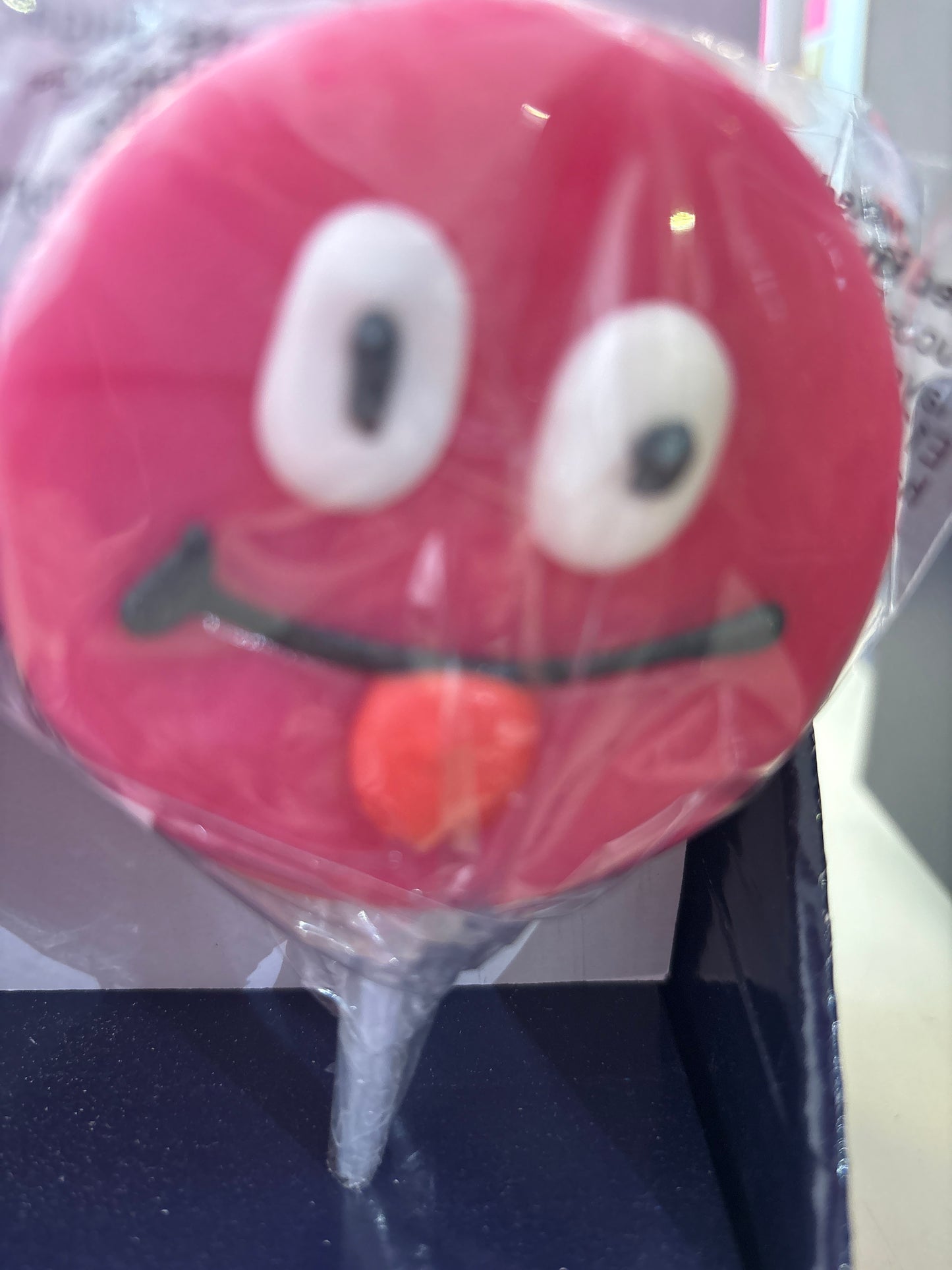 Smiley pops Fruit flavour lollipop (red)