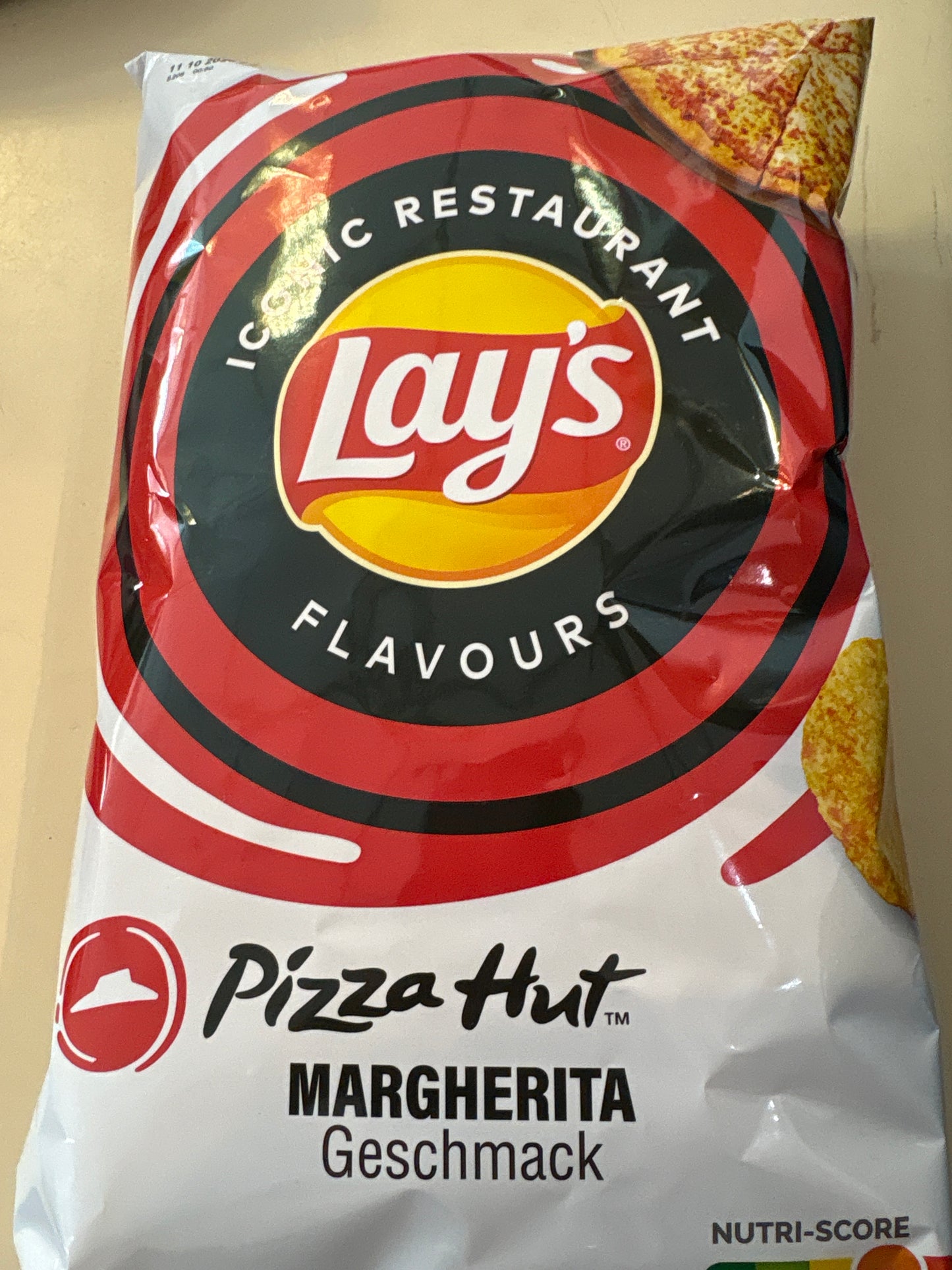 Lay’s Pizza Hut Margarita crisp