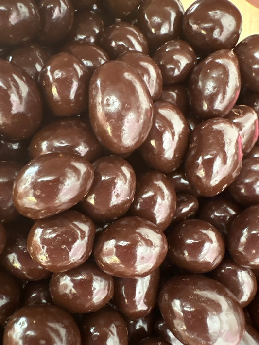 Carol Anne Dark Chocolate Peanuts