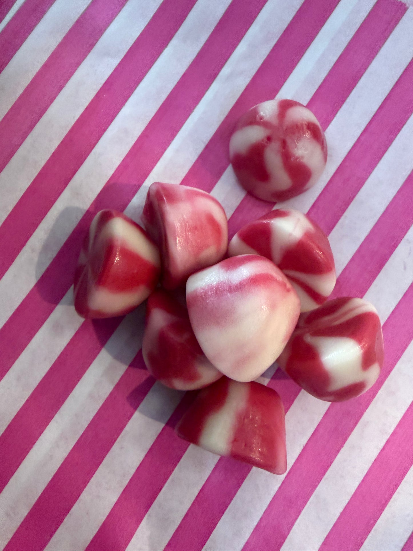 Strawberry Twist Kisses