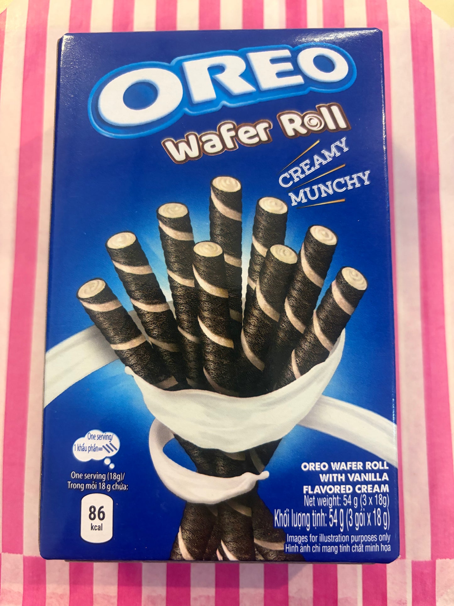 Oreo wafer roll
