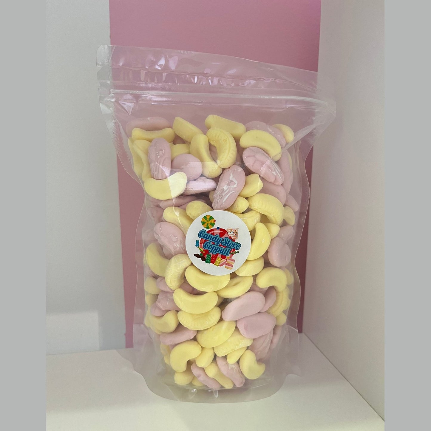 Shrimps and banana sweet pouch 500g - candy store coppull